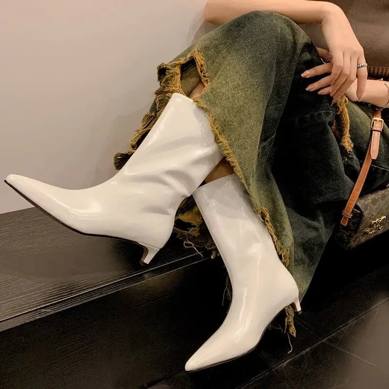 Size 33-41 High Quality Cow Genuine Leather Women Boots Autumn Winter Shoes Street Fashion Pointed Toe Woman Ankle Boots
Size 33-41 High Quality Cow Genuine Leather Women Boots Autumn Winter Shoes Street Fashion Pointed Toe Woman Ankle Boots