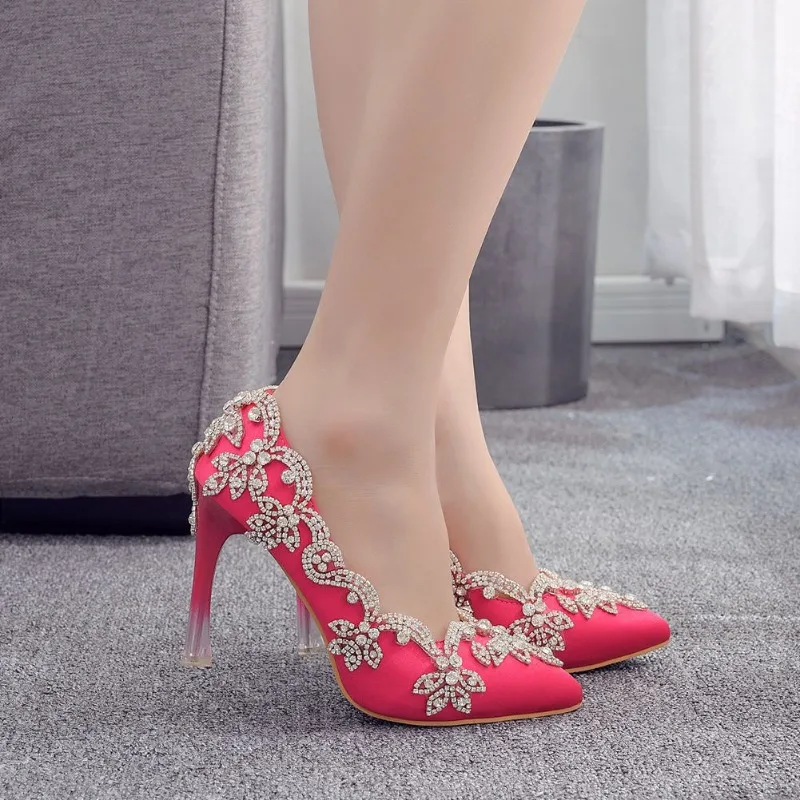 Fashion Spring Autumn Women's Pumps Rhinestone Pointed Toe Slip on Silk 10.5CM Thin High Heels Princess Shoes for Office Women
Fashion Spring Autumn Women's Pumps Rhinestone Pointed Toe Slip on Silk 10.5CM Thin High Heels Princess Shoes for Office Women