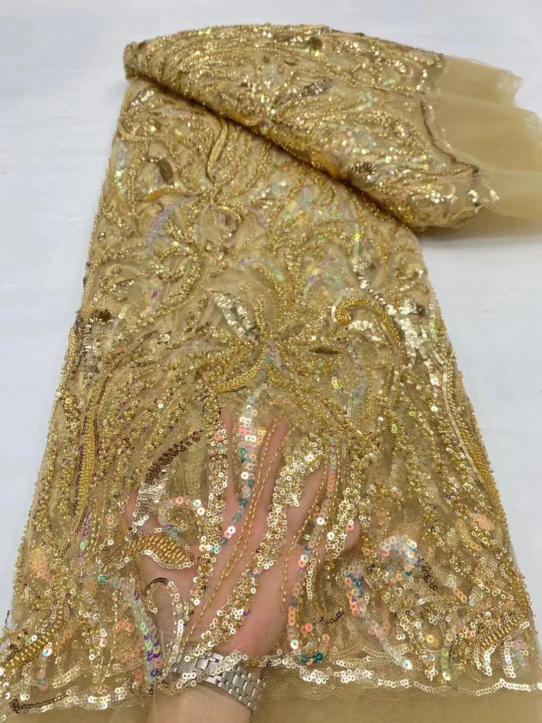 Cheap African Fabrics Luxurious Evening Dresses Gold Nigerian Beaded Fabric Luxury French Lace Fabric For Wedding Dresses
Cheap African Fabrics Luxurious Evening Dresses Gold Nigerian Beaded Fabric Luxury French Lace Fabric For Wedding Dresses