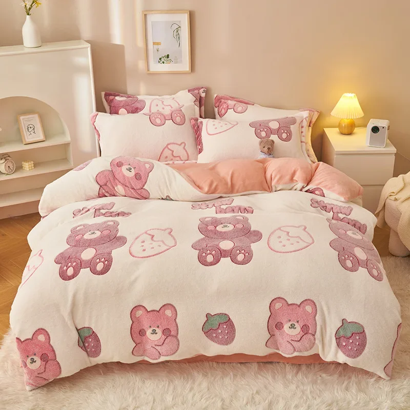 1pc Duvet Cover Home Textiles Winter Thickened Warm Double-sided Plush Cute Cartoon Queen Quilt Cover Blanket Dual-use Bedding
1pc Duvet Cover Home Textiles Winter Thickened Warm Double-sided Plush Cute Cartoon Queen Quilt Cover Blanket Dual-use Bedding