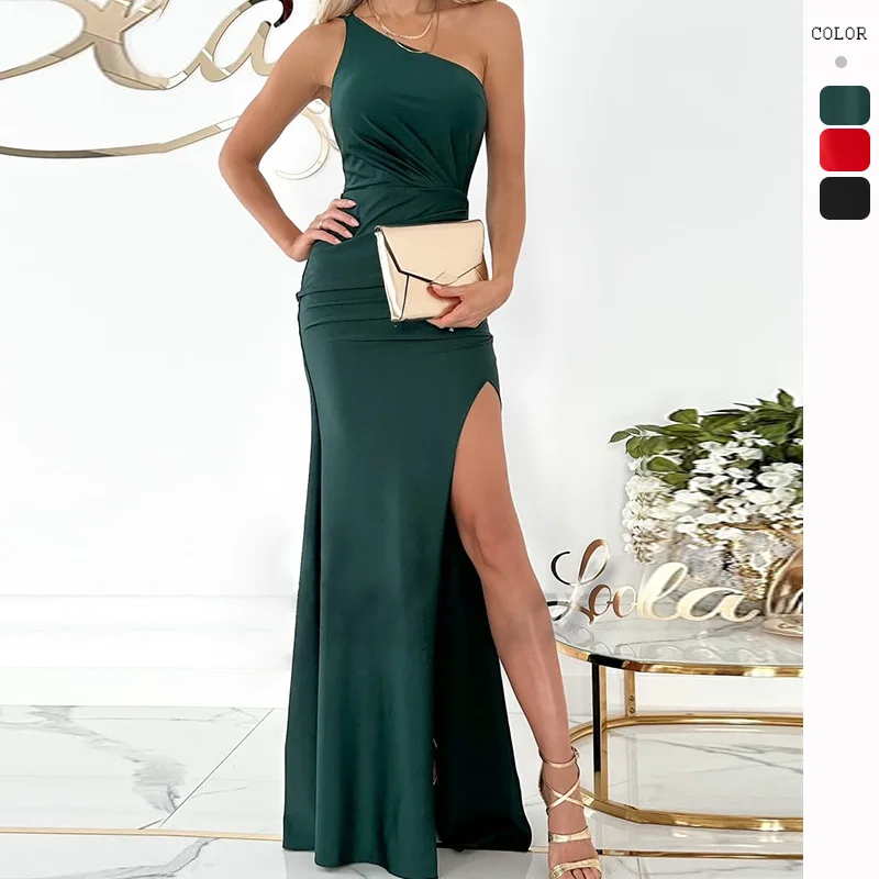2023 European and American temperament summer new oblique shoulder halter halter split dress female 
2023 European and American temperament summer new oblique shoulder halter halter split dress female