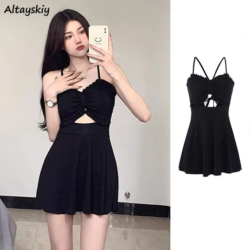 Накидки женские сексуальные на тонких бретельках с открытой спиной и оборками милый пляжный стиль черные модные летние праздничные купальники Ulzzang 
Накидки женские сексуальные на тонких бретельках с открытой спиной и оборками милый пляжный стиль черные модные летние праздничные купальники Ulzzang