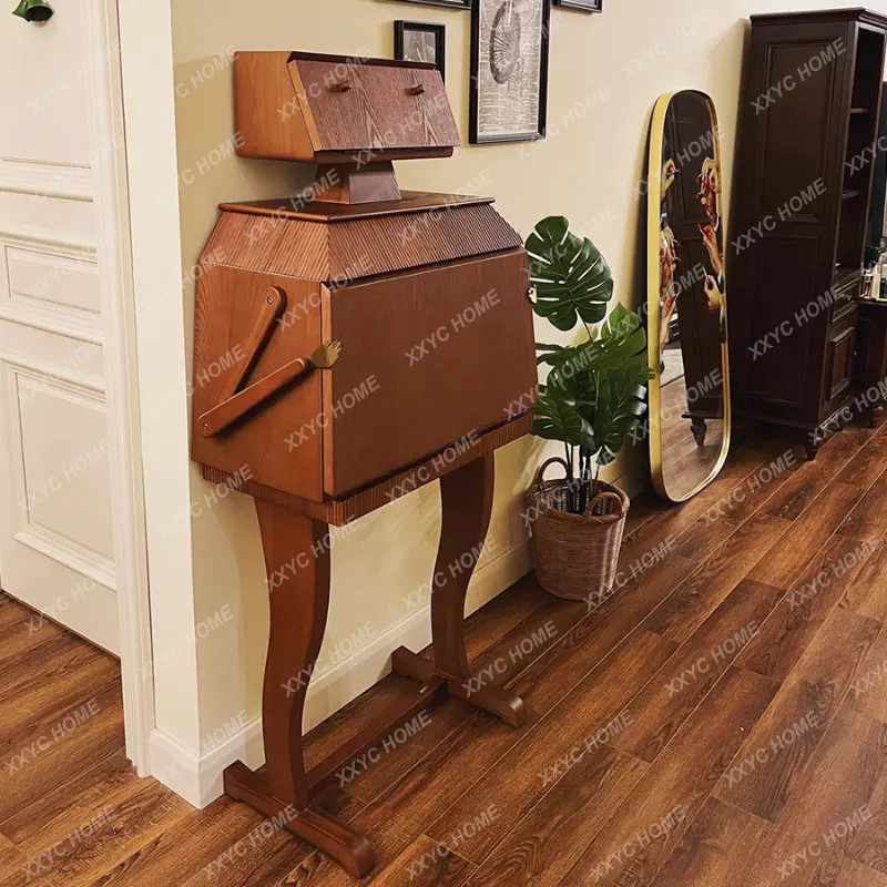 Креативный дизайн, стол для хранения в гостиной, простой шкаф из массива дерева, винный шкаф
Креативный дизайн, стол для хранения в гостиной, простой шкаф из массива дерева, винный шкаф