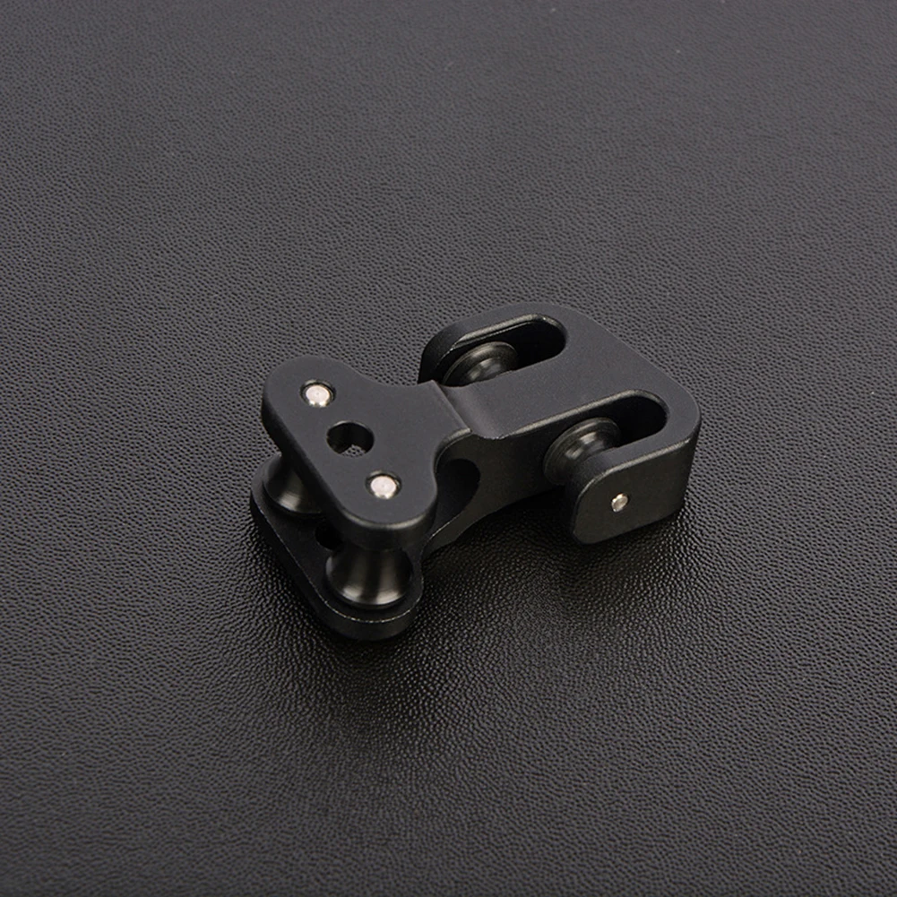 Low Friction Practical Smooth Durable Archery Cable Slide Archery Parts Separator Aluminum Compound Bow String
Low Friction Practical Smooth Durable Archery Cable Slide Archery Parts Separator Aluminum Compound Bow String