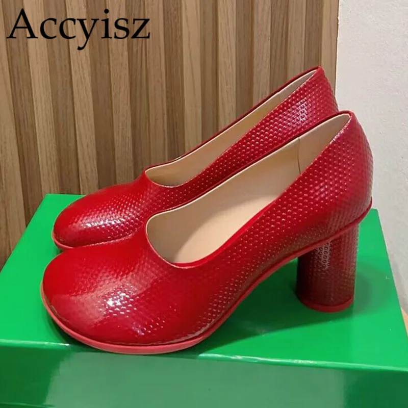 Spring Autumn Chunky High Heels Round Toe Pumps Women Genuine Leather Shallow Mouth Single Shoes Elegant Party Banquet Shoes 
Spring Autumn Chunky High Heels Round Toe Pumps Women Genuine Leather Shallow Mouth Single Shoes Elegant Party Banquet Shoes