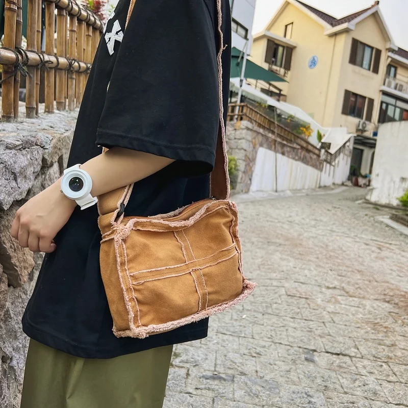 Japanese Literary Canvas Bag for Women's Ins Personalized Fur Edge Crossbody Bag Lazy Casual Shoulder Bag 
Japanese Literary Canvas Bag for Women's Ins Personalized Fur Edge Crossbody Bag Lazy Casual Shoulder Bag