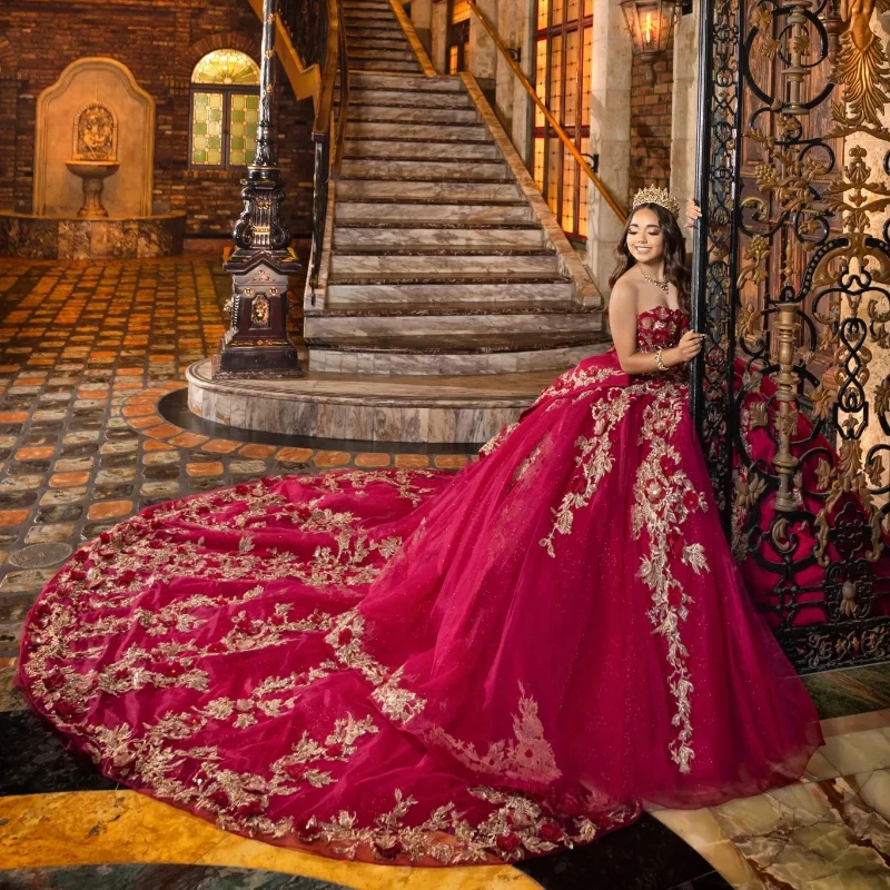 

Red Off the Shoulder Ball Gown Quinceanera Dress Corset Gold Lace Appliques Beading Sweet 16 Dress Vestidos De XV Anos