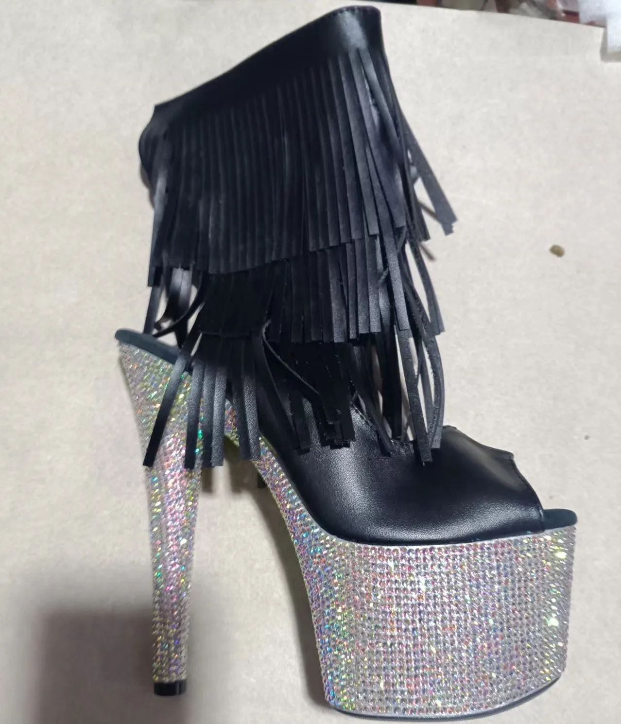 

17cm rhinestones with decorative soles, 6-inch suede fringed upper for banquet, sexy high-heeled boots for pole dance shoes