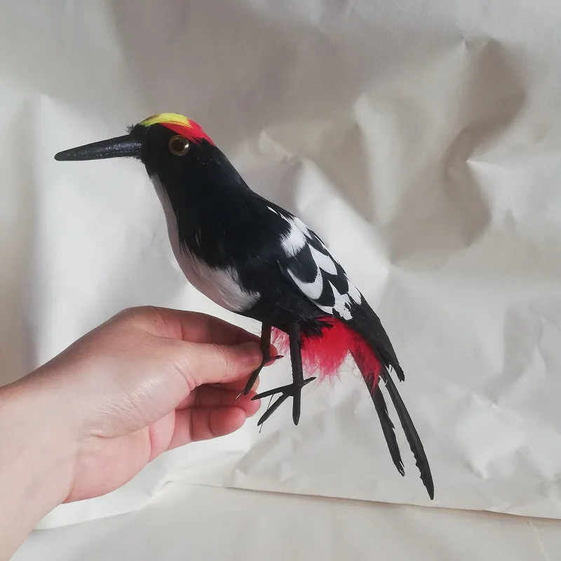 About 32cm Simulation Woodpecker Model Foam&Feathers Woodpecker Bird Handicraft Prop Home Garden Decoration Toy Gift p2018
About 32cm Simulation Woodpecker Model Foam&Feathers Woodpecker Bird Handicraft Prop Home Garden Decoration Toy Gift p2018
