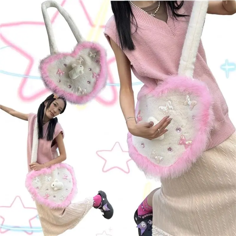 Japanese 2024 New Plush Cute Crossbody Bag for Girls Y2k Heart Shaped Contrasting Spicy Girl Commuting Crossbody Bag
Japanese 2024 New Plush Cute Crossbody Bag for Girls Y2k Heart Shaped Contrasting Spicy Girl Commuting Crossbody Bag