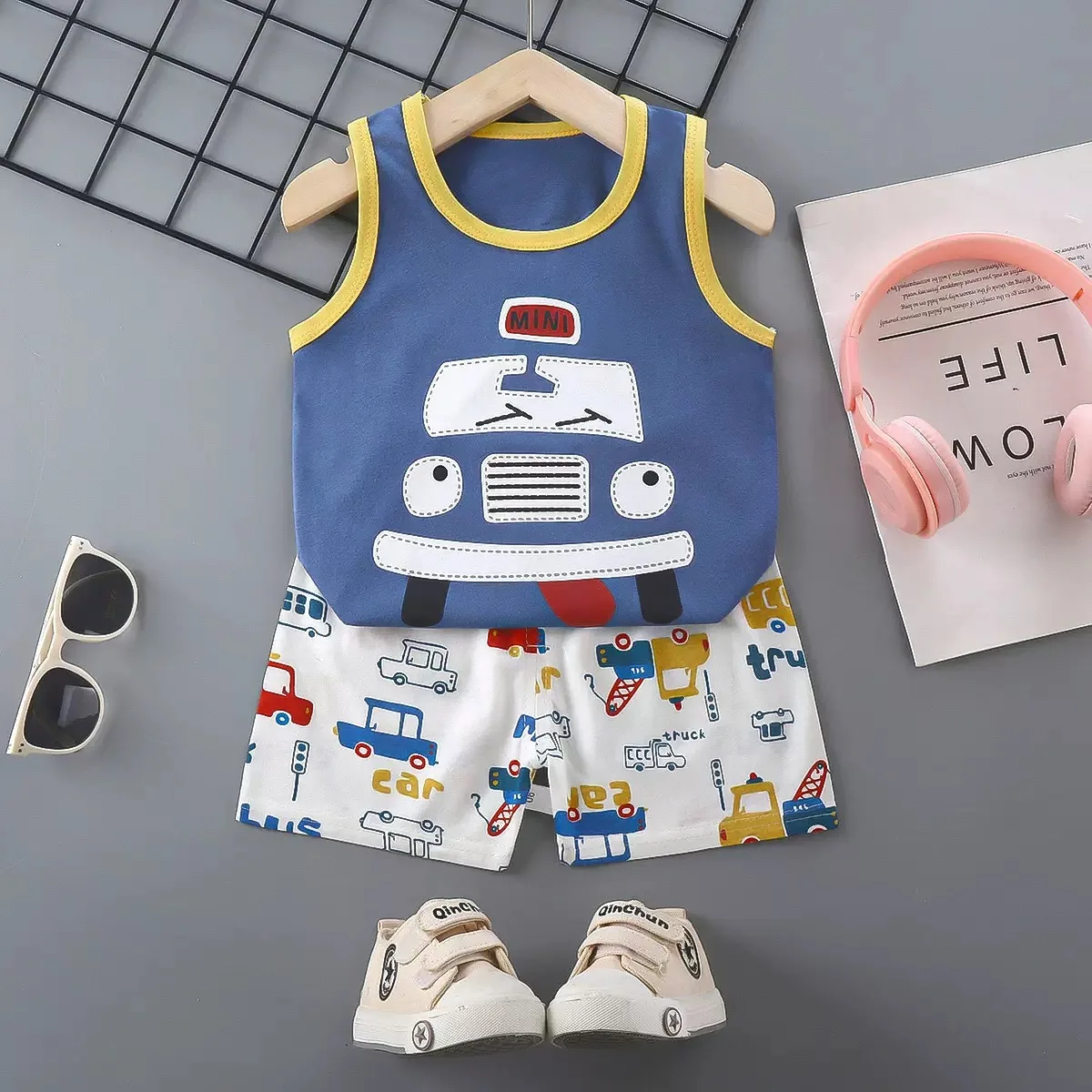 1 مجموعة الصيف القطن الأطفال مجموعات الاطفال ملابس الفتيان الفتيات سترة دعوى ملابس الأطفال الطفل تي شيرت السراويل تانك القمم أكمام 1 مجموعة الصيف القطن الأطفال مجموعات الاطفال ملابس الفتيان الفتيات سترة دعوى ملابس الأطفال الطفل تي شيرت السراويل تانك القمم أكمام