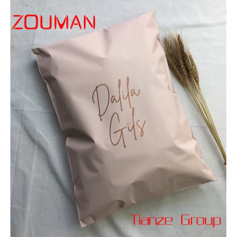 Custom , biodegradable custom nude polymailers waterproof plastic packing mailers bag eco-friendly packing custom logo print mai
Custom , biodegradable custom nude polymailers waterproof plastic packing mailers bag eco-friendly packing custom logo print mai