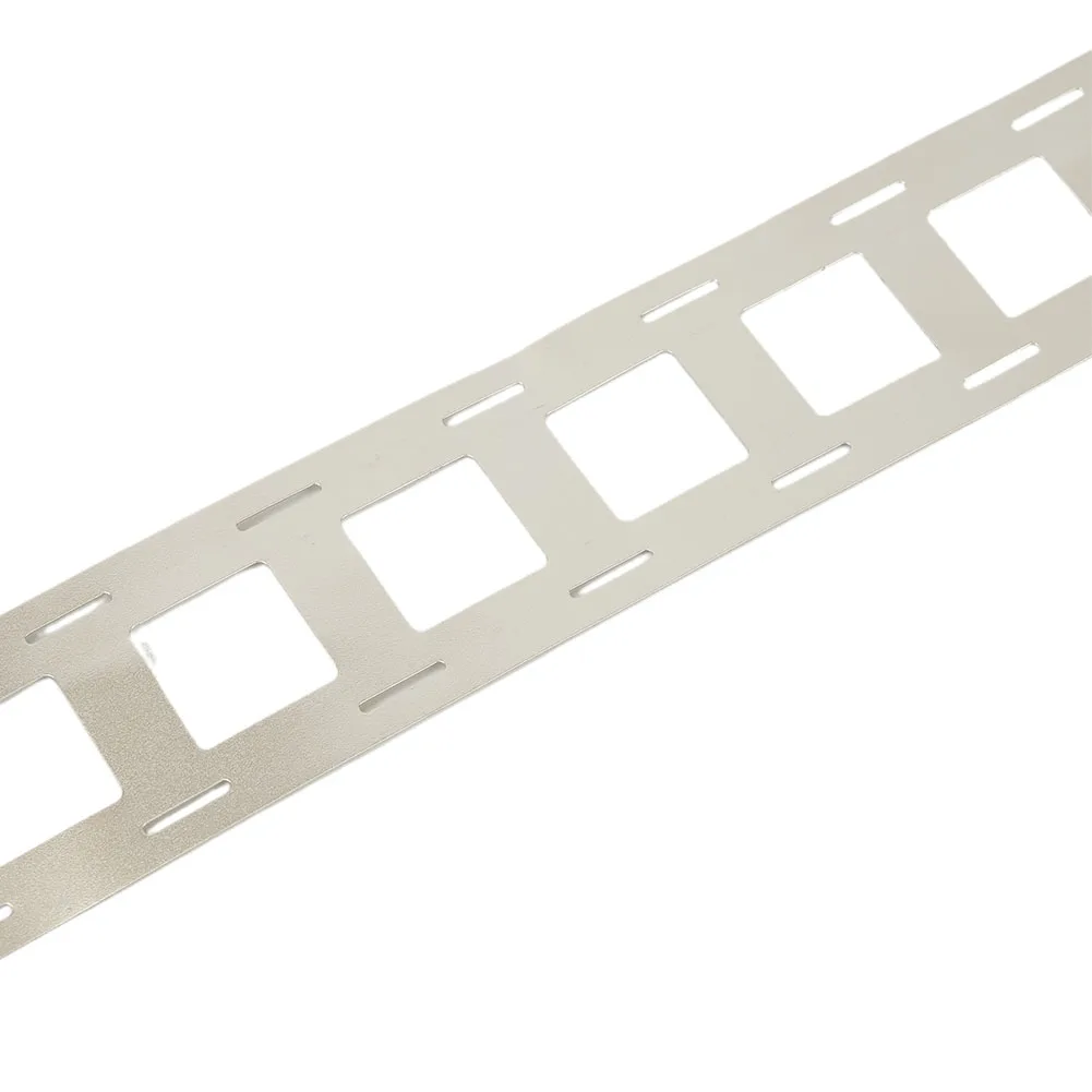 0.15*27mm 5M Li-ion Battery Nickel Strip Plate Belt Tape For 18-650 Battery Storage Holder Pure Nickel Belt Soldering Tools
0.15*27mm 5M Li-ion Battery Nickel Strip Plate Belt Tape For 18-650 Battery Storage Holder Pure Nickel Belt Soldering Tools