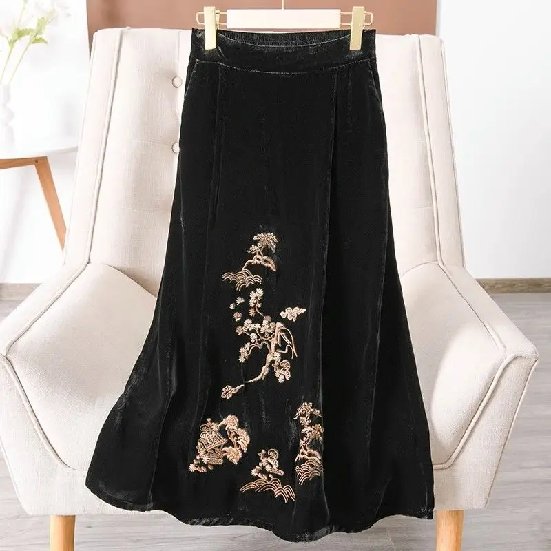Heavy Industry Embroidered Velvet Elastic High Waist Skirts For Women Clothes 2024 New Spring Autumn Slim A-line Black Skirt 569
Heavy Industry Embroidered Velvet Elastic High Waist Skirts For Women Clothes 2024 New Spring Autumn Slim A-line Black Skirt 569