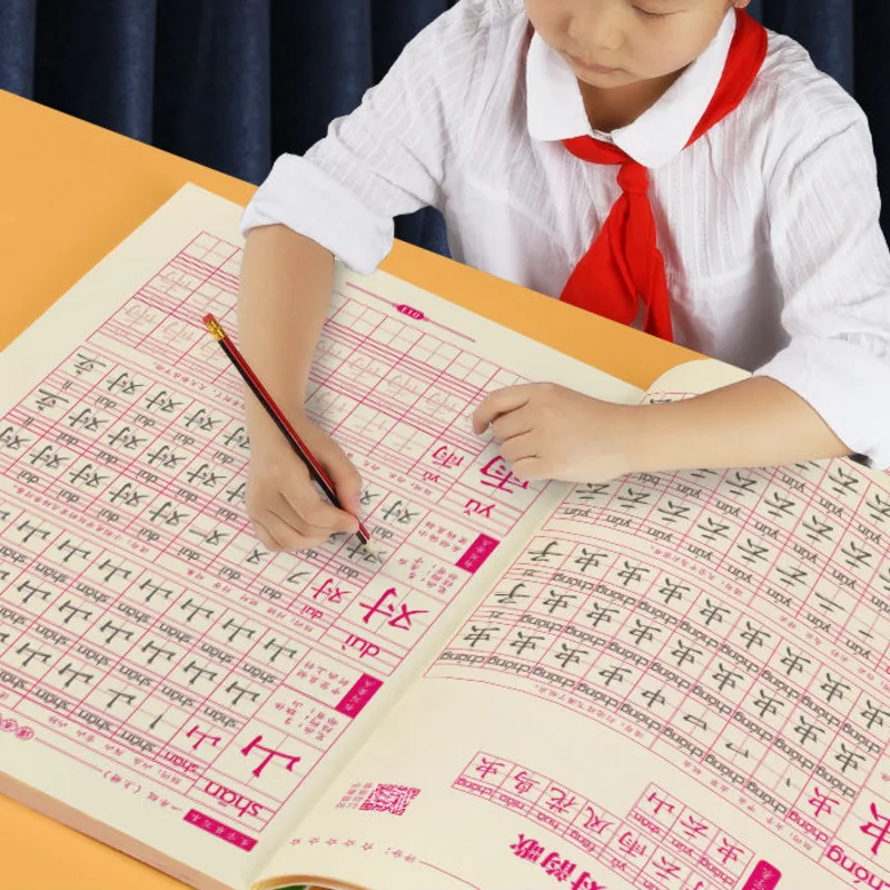 2book/set First Grade Calligraphy Post Elementary School Students Children Stroke Order Tracing Book Early Education Book
2book/set First Grade Calligraphy Post Elementary School Students Children Stroke Order Tracing Book Early Education Book