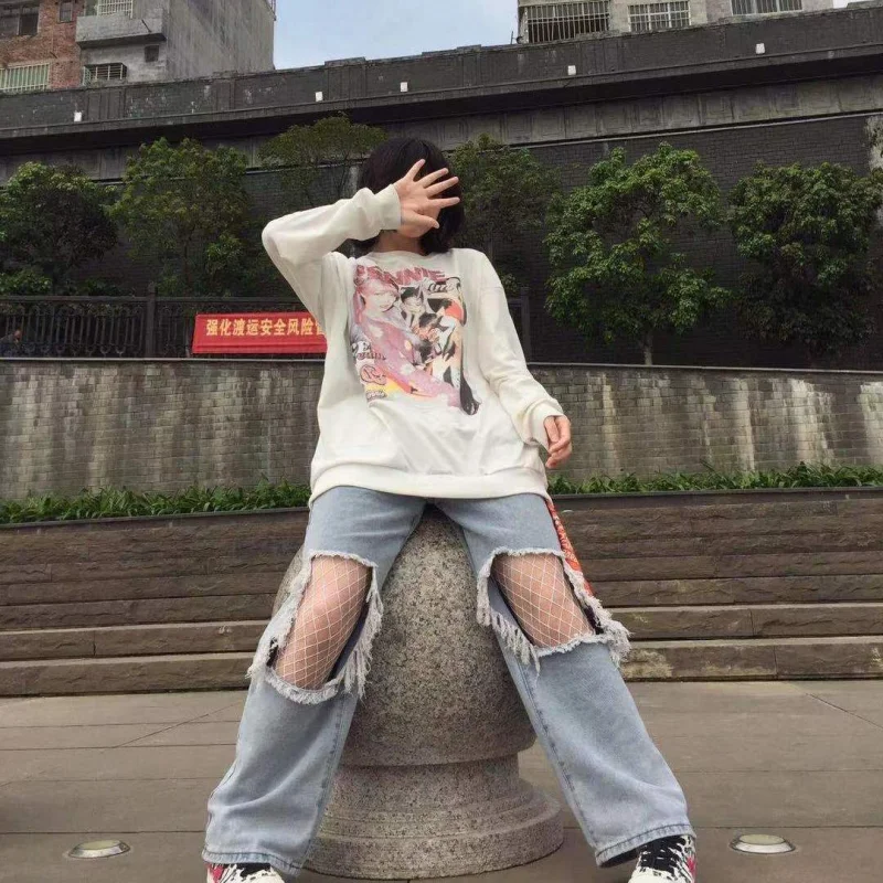 New Fashion High-quality Ins Tide Loose Ripped Jeans Female Korean Version Straight Wide Leg High Waist Slim Daddy Jeans
New Fashion High-quality Ins Tide Loose Ripped Jeans Female Korean Version Straight Wide Leg High Waist Slim Daddy Jeans