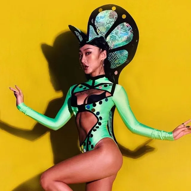 Sexy Hollow Fluorescent Bodysuit Festival Outfit Women Rave Clothes Jazz Pole Dance Wear New Stage Costumes For Singers
Sexy Hollow Fluorescent Bodysuit Festival Outfit Women Rave Clothes Jazz Pole Dance Wear New Stage Costumes For Singers