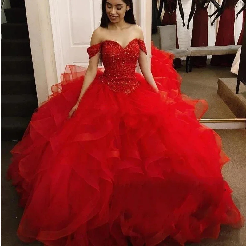 Off the Shoulder Ball Gown Red Quinceanera Dresses Cascading Ruffles Sweep Train Beads Lace Up Sweet 16 Birthday Party Gowns
Off the Shoulder Ball Gown Red Quinceanera Dresses Cascading Ruffles Sweep Train Beads Lace Up Sweet 16 Birthday Party Gowns