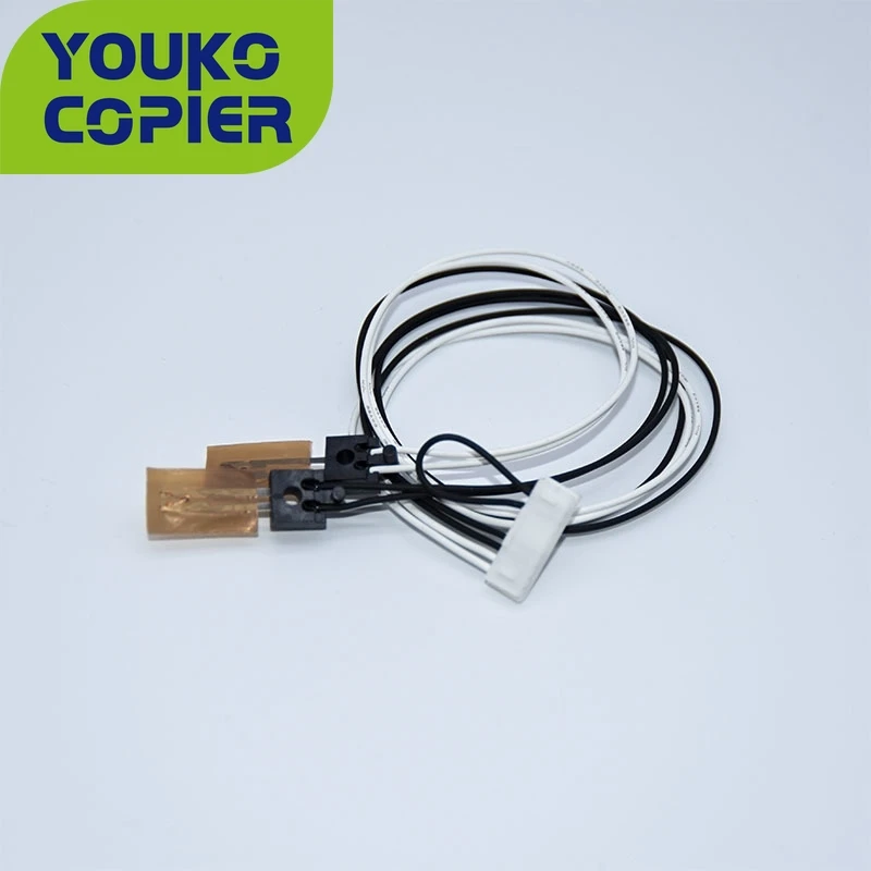 1 шт. термистор фьюзера для RICOH MP 2554 3054 3554 5054 6054 SP / MP2554 MP3054 MP3554 MP5054 MP6054
1 шт. термистор фьюзера для RICOH MP 2554 3054 3554 5054 6054 SP / MP2554 MP3054 MP3554 MP5054 MP6054