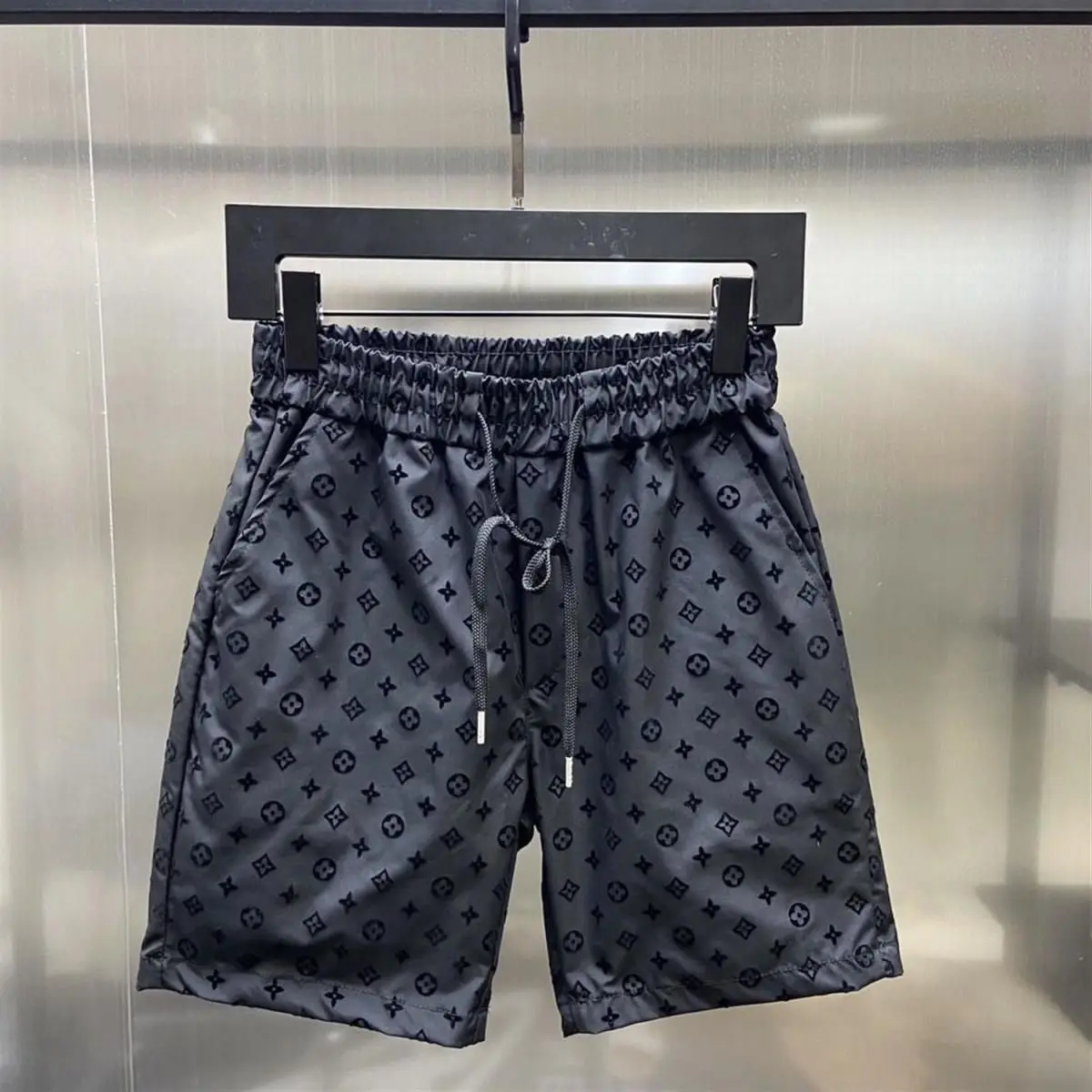 2024 New Versatile Shorts Trendy Breathable Flocking Printed Middle Pants Slim Fit and Handsome Men's Elastic Shorts
2024 New Versatile Shorts Trendy Breathable Flocking Printed Middle Pants Slim Fit and Handsome Men's Elastic Shorts