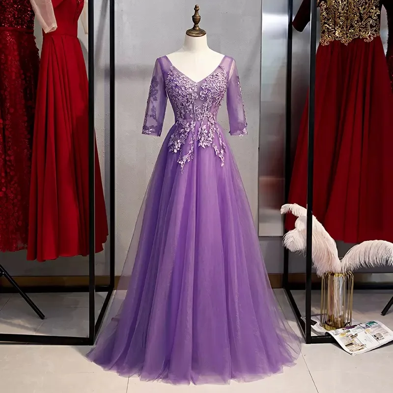 Sexy V-neck Long Dresses Evening Classic Lace Floral Elegant A-line Suknie Wieczorowe Illusion Half Sleeves Tulle Prom Dresses
Sexy V-neck Long Dresses Evening Classic Lace Floral Elegant A-line Suknie Wieczorowe Illusion Half Sleeves Tulle Prom Dresses