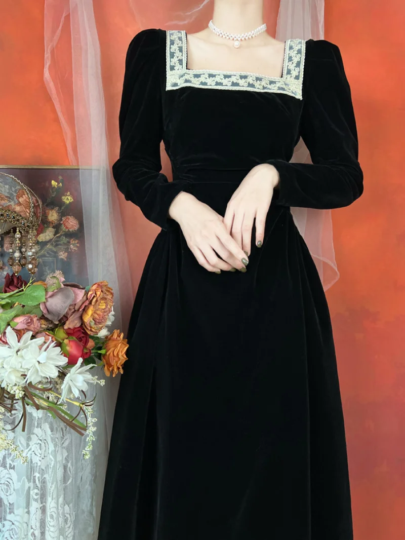 2023 Autumn and Winter French Vintage Black Dress Hepburn Panel Shows Thin Elegant Full Sleeve Dress Velvet Long Dress
2023 Autumn and Winter French Vintage Black Dress Hepburn Panel Shows Thin Elegant Full Sleeve Dress Velvet Long Dress