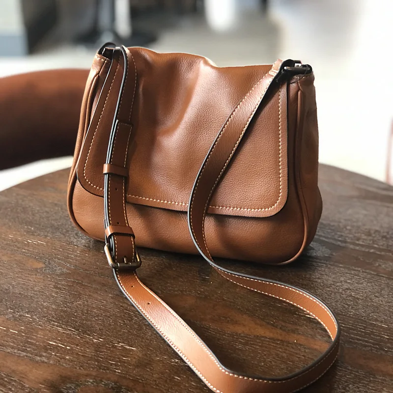 New Genuine Leather Women's Bag Single Shoulder Bag Casual Women's Crossbody Bag Simple Casual Top Layer Leather Postman Bag
New Genuine Leather Women's Bag Single Shoulder Bag Casual Women's Crossbody Bag Simple Casual Top Layer Leather Postman Bag