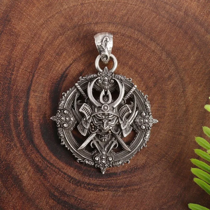 Creative Retro Japanese Samurai Wisdom Ninja Armor Samurai Sword Demon Pendant Necklace Men's Versatile Jewelry
Creative Retro Japanese Samurai Wisdom Ninja Armor Samurai Sword Demon Pendant Necklace Men's Versatile Jewelry