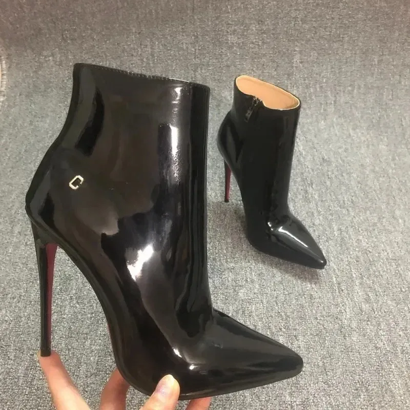 Luxury Top Quality Fashion Sexy Crystal Red Bottoms Shoes Ankle Boots for Woman Pointed Toe Stiletto Shoe Designer Booties Pumps
Luxury Top Quality Fashion Sexy Crystal Red Bottoms Shoes Ankle Boots for Woman Pointed Toe Stiletto Shoe Designer Booties Pumps