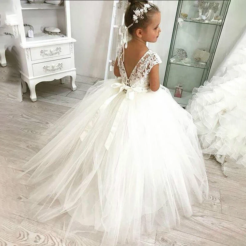 Liaumin Puffy Tulle Princess Beading Wedding Party Flower Girls Dress Custom Made Appliqued Backless Ribbon First Communion
Liaumin Puffy Tulle Princess Beading Wedding Party Flower Girls Dress Custom Made Appliqued Backless Ribbon First Communion