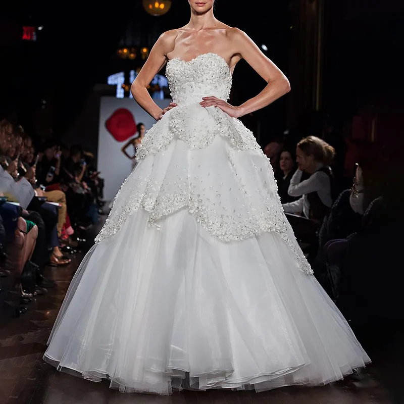 Ivory Bridal Ball Gown Wedding Dresses for Women Flowers Beads Backless Floor-Length 2023 Evening Quinceanera Vestidos De Novia
Ivory Bridal Ball Gown Wedding Dresses for Women Flowers Beads Backless Floor-Length 2023 Evening Quinceanera Vestidos De Novia