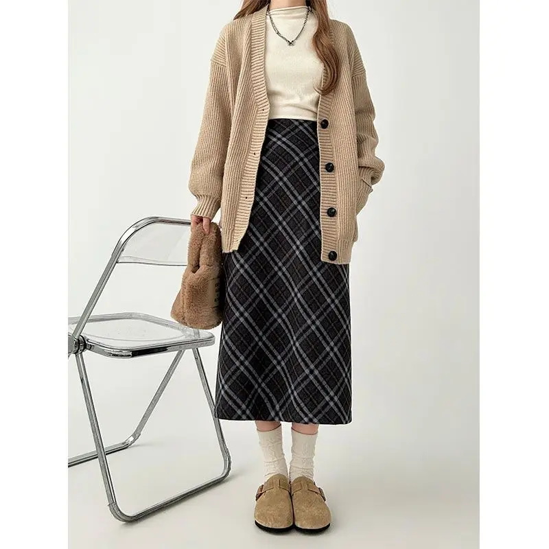 Design Plaid Midi Skirt Women's Autumn Winter Woolen Plaid High Waist All-Match A- Line Hip Skirt Femme Ladies Skirts C85
Design Plaid Midi Skirt Women's Autumn Winter Woolen Plaid High Waist All-Match A- Line Hip Skirt Femme Ladies Skirts C85