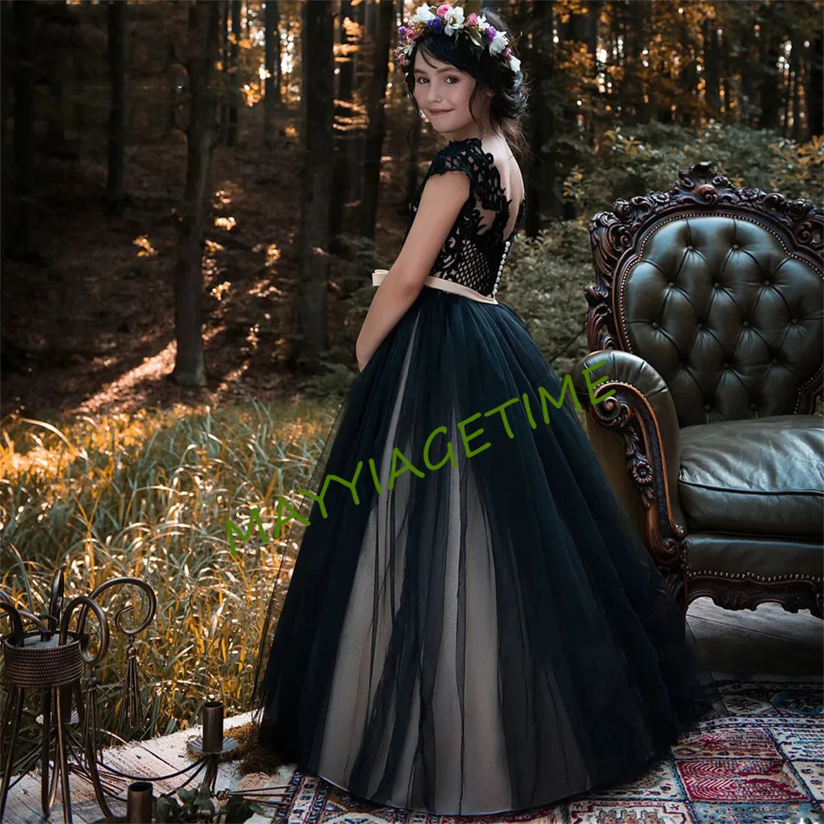 New Arrivals Flower Girls Long Sleeves Ball Gowns Open Back with Beading Sash Elegant Wedding Girls Holy Communion Dresses
New Arrivals Flower Girls Long Sleeves Ball Gowns Open Back with Beading Sash Elegant Wedding Girls Holy Communion Dresses