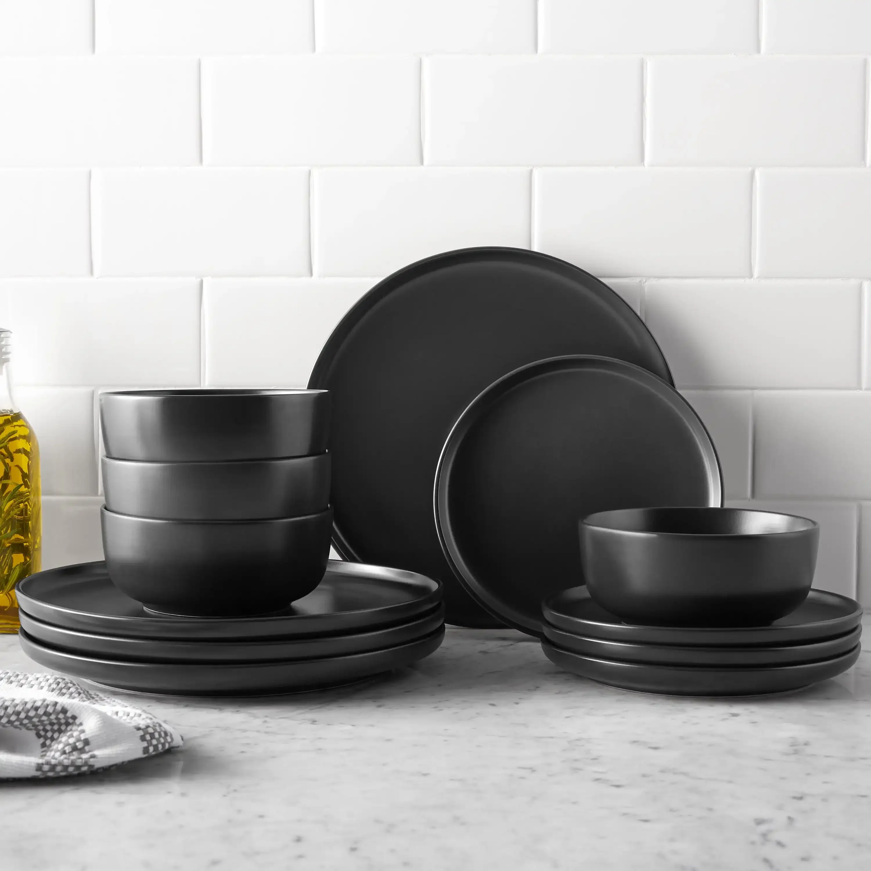 

g Alessandra Matte Black 12-Piece Stoneware Dinnerware Set cutlery set dishes and plates sets