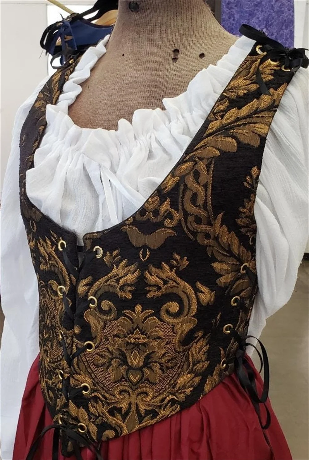 

Women's Medieval Renaissance Corset Top Gothic Lace Up Vest Pirate Cosplay Steampunk Vintage Peasant Top Ren Fair Celtic Costume