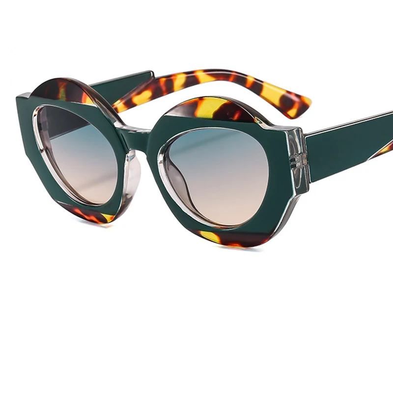 Trendy Oval Sunglasses For Women Retro Big Cat Eye Gradient Green Fashionable Sunglasses Woman Fashion Brand Designer 
Trendy Oval Sunglasses For Women Retro Big Cat Eye Gradient Green Fashionable Sunglasses Woman Fashion Brand Designer