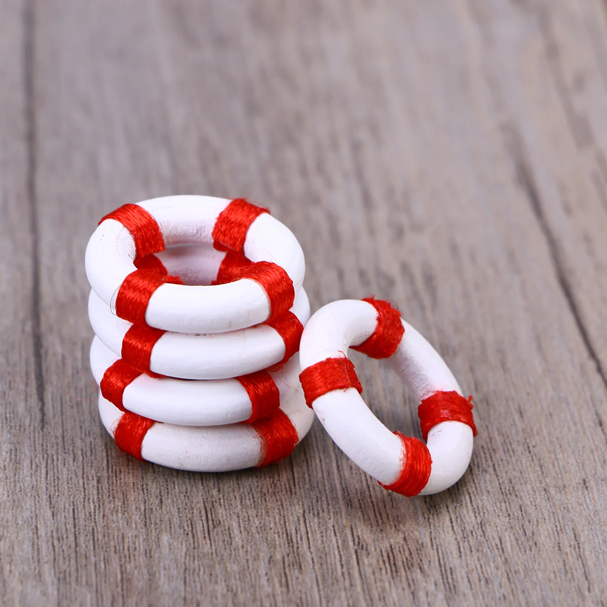 10PCS Nautical Ornament Life Ring Decoration Miniature Lifebuoy Decoration Landscape Ornament Ocean Decoration
10PCS Nautical Ornament Life Ring Decoration Miniature Lifebuoy Decoration Landscape Ornament Ocean Decoration