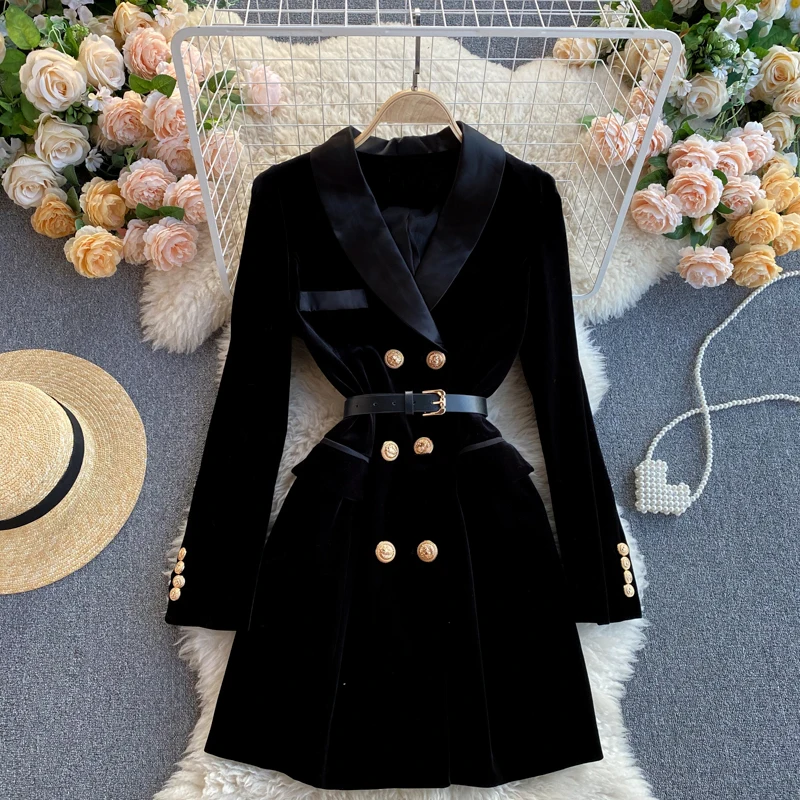 AYUALIN Vintage Double Breasted Slim Winter Dresses 2022 Elegant Long Sleeve Velvet Dress for Women Casual High Waist Vestidos
AYUALIN Vintage Double Breasted Slim Winter Dresses 2022 Elegant Long Sleeve Velvet Dress for Women Casual High Waist Vestidos