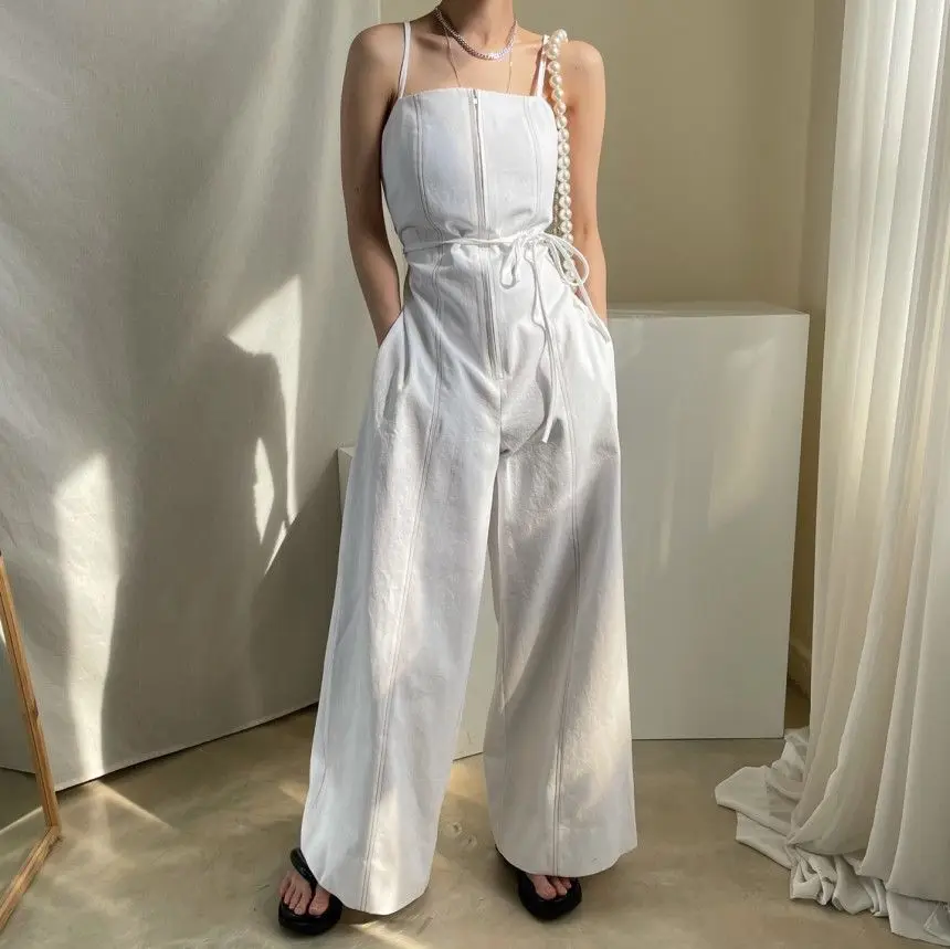 Women Jumpsuits 2023 Summer Korea Chic Retro Zipper Design Open-Stitched Double-Pocket Wide-Leg Straight Sling Jumpsuit
Women Jumpsuits 2023 Summer Korea Chic Retro Zipper Design Open-Stitched Double-Pocket Wide-Leg Straight Sling Jumpsuit