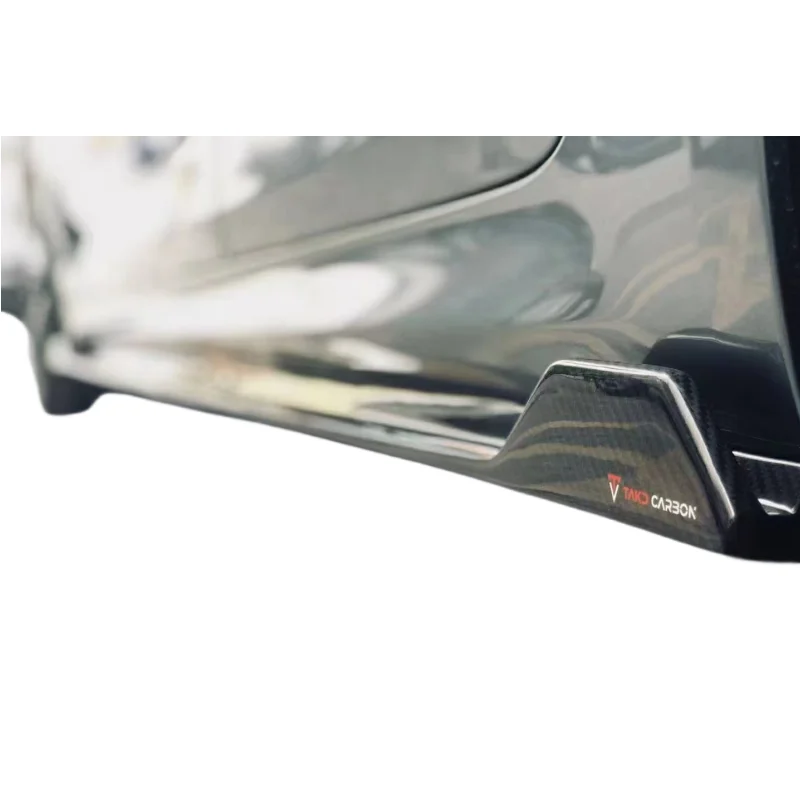 TAKD Style High-quality Dry Carbon Fiber Side Skirts For The 21-23 Year 5 Series G30 G38 Body Kit
TAKD Style High-quality Dry Carbon Fiber Side Skirts For The 21-23 Year 5 Series G30 G38 Body Kit