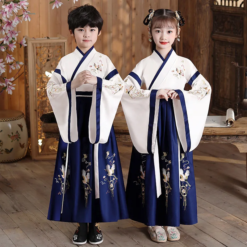 Hanfu boys and girls Chinese study clothes Chinese style ancient book children's clothing
Hanfu boys and girls Chinese study clothes Chinese style ancient book children's clothing