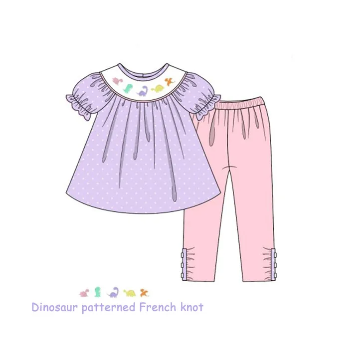 

Новинка 2023, изысканный осенний комплект для маленьких девочек с коротким рукавом, круглым вырезом и французским узлом динозавра, фиолетовый топ в горошек, одежда и розовые брюки