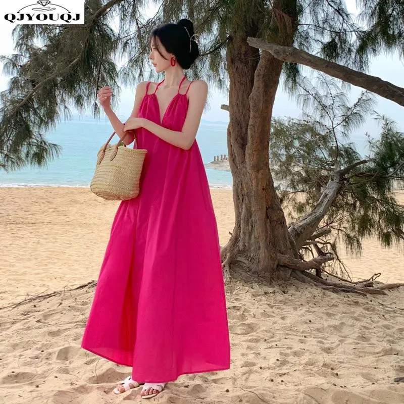 

Женское пляжное платье с открытой спиной, длинная розово-красная юбка во французском стиле с подвесным воротником на бретелях для отпуска, лето 2024