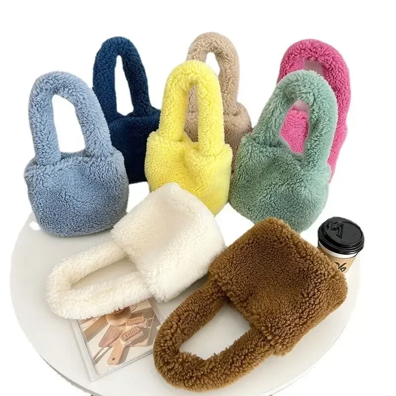 2023 High-quality Furry Bags, Small Bags for Women, New Winter Solid Color Handbags, Niche Furry Bucket Bags
2023 High-quality Furry Bags, Small Bags for Women, New Winter Solid Color Handbags, Niche Furry Bucket Bags