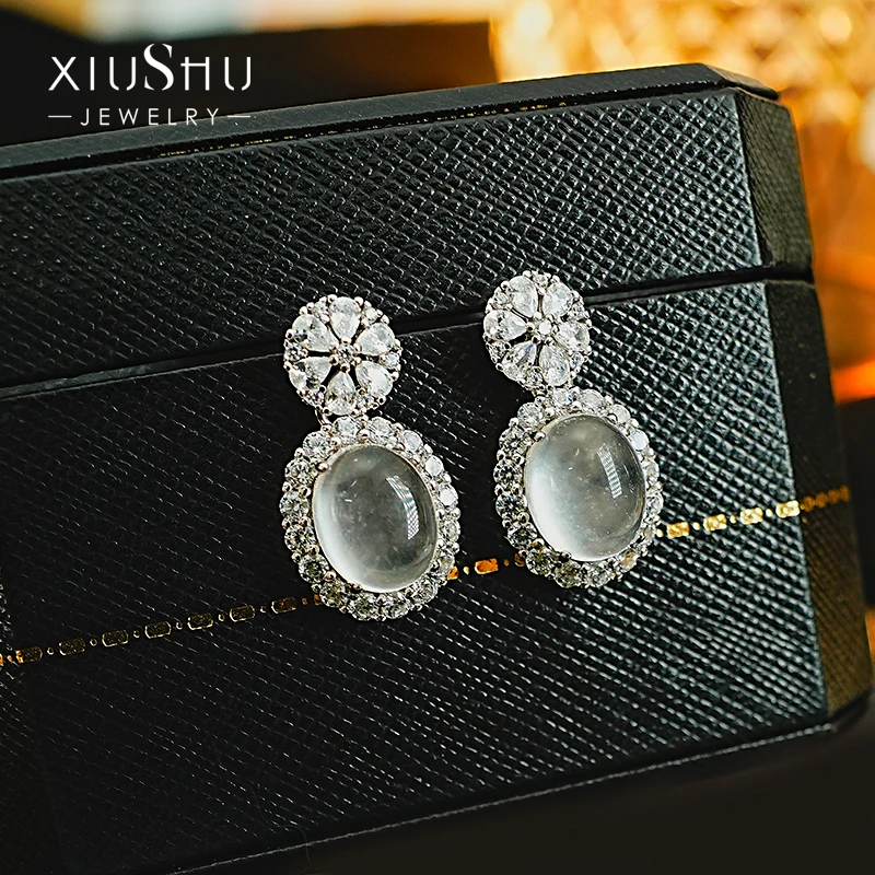 

New Chinese Style Retro Foam Jade 925 Silver Ear Studs Inlaid with High Carbon Diamond Temperament, Niche Design, Versatil