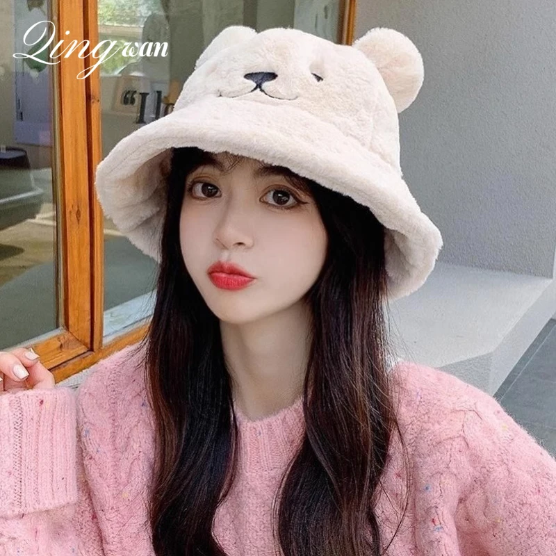 Beige Cute Little Bear Cartoon Fisherman Hat Women and Men Autumn and Winter Warm Ear Protection Plush Bucket Hats
Beige Cute Little Bear Cartoon Fisherman Hat Women and Men Autumn and Winter Warm Ear Protection Plush Bucket Hats
