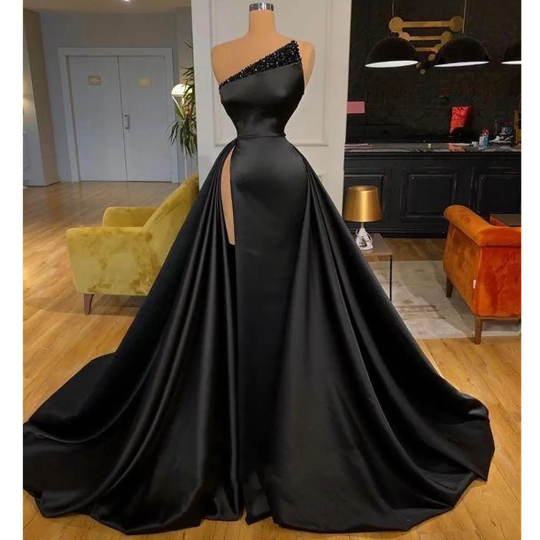 

Plus Size Black Prom Dresses Arabic Aso Ebi Mermaid Evening Dresses Sleeveless Lace Appliques Jewel Neck Party Second Reception