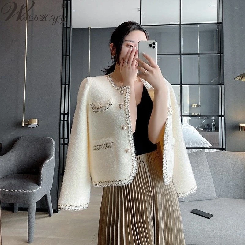 Korean Pearl Button Mink Fleece Cardigans Women Autumn Winter Round Neck Knitted Outwear All-Match Single Breasted Knitwears Top
Korean Pearl Button Mink Fleece Cardigans Women Autumn Winter Round Neck Knitted Outwear All-Match Single Breasted Knitwears Top