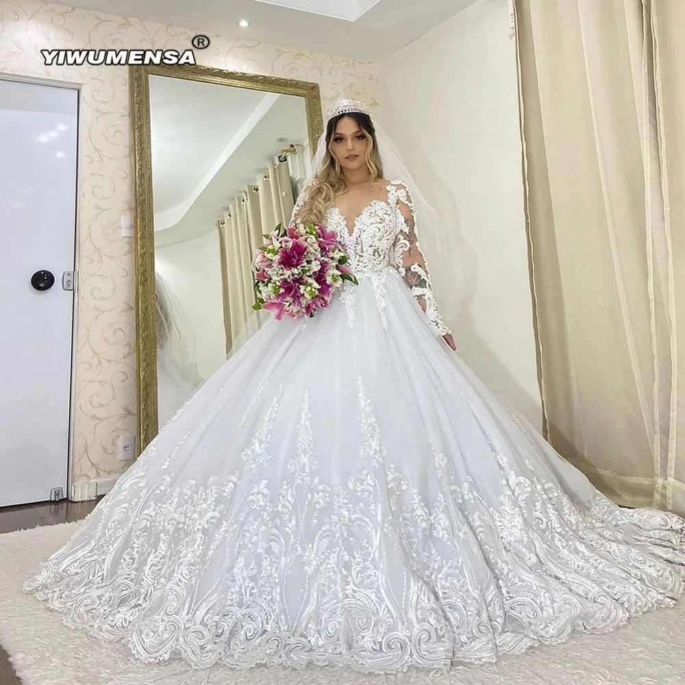 Formal Wedding Dresses Princess Ball Gown Long Sleeves O Neck Bridal Gowns White Appliques Women Formal Party Bride Clothing
Formal Wedding Dresses Princess Ball Gown Long Sleeves O Neck Bridal Gowns White Appliques Women Formal Party Bride Clothing