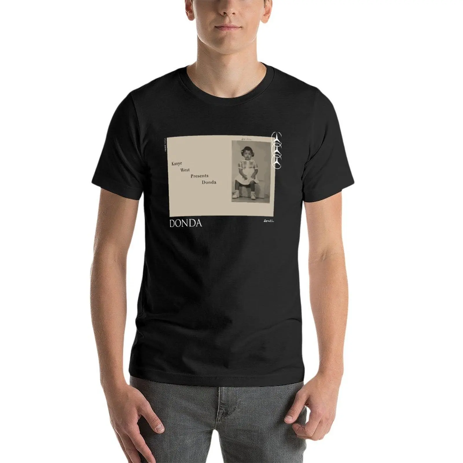 Футболка Kanye West Donda Rap в стиле хип-хоп большого размера, мужская одежда с принтом, футболка из 100% хлопка стандартного размера
Футболка Kanye West Donda Rap в стиле хип-хоп большого размера, мужская одежда с принтом, футболка из 100% хлопка стандартного размера